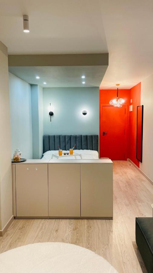 Beautiful Studio Two Steps To The Beach Torrevieja Exterior photo